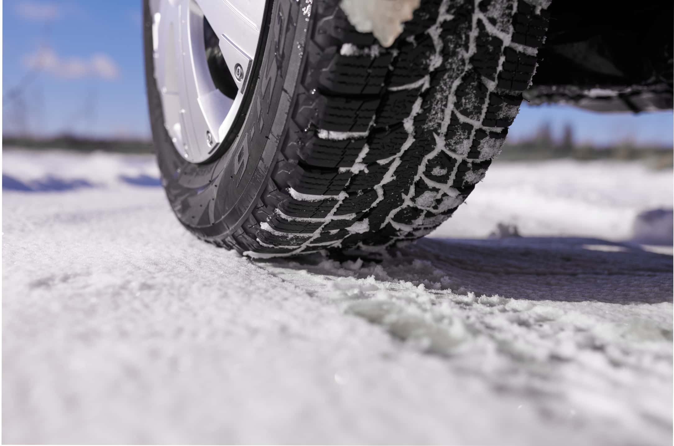 Comparing Tire Options for this Winter Driving Season: All-Season vs. Winter Tires